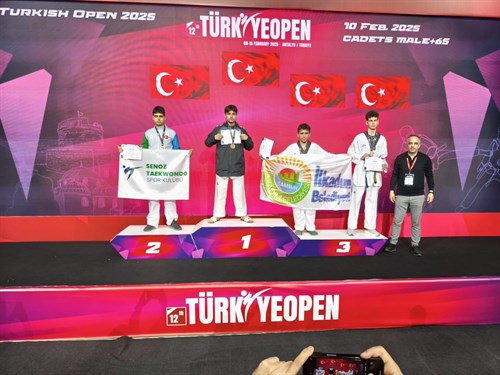 Türkiye Open Taekwondo Şampiyonası’nda Dilovası Gençlik ve Spor Kulübümüzün Taekwando takımı sporcularından Mustafa Kaan Onuk şampiyon olmuştur.